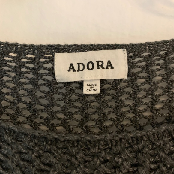 ADORA dark gray loose knit cropped sweater with light gray flowers - Picture 3 of 7